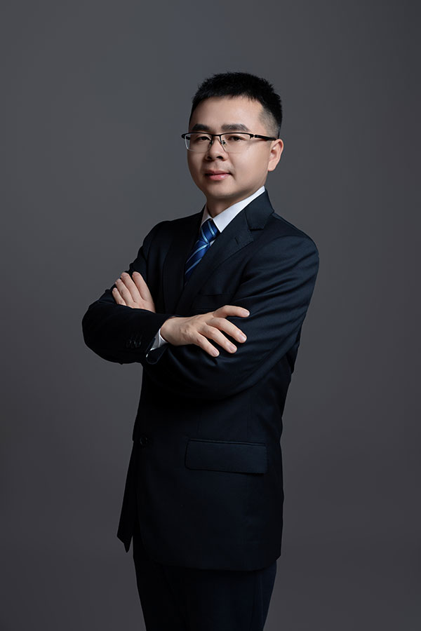杨帆